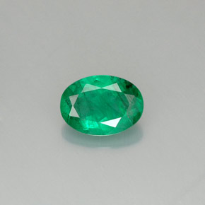 Émeraude Vert naturelle Coupe ovale, 0.71 ct, SI-I1