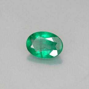 Émeraude Vert naturelle Coupe ovale, 0.68 ct, SI-I1