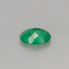 Émeraude vert naturelle coupe ovale, 0,83 ct, I1