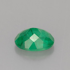 Émeraude vert naturelle coupe ovale, 0,95 ct, I1