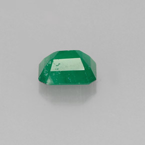 Émeraude vert naturelle taille émeraude, 0,51 ct, I1