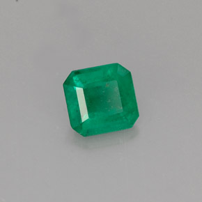 Émeraude vert naturelle taille émeraude, 0,50 ct, I1