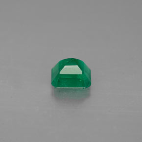 Émeraude vert naturelle taille émeraude, 0,47 ct, I1
