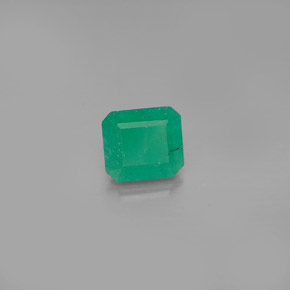 Émeraude vert naturelle taille émeraude, 0,95 ct, I1
