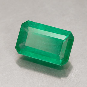 Émeraude vert naturelle taille émeraude, 0,98 ct, SI-I1