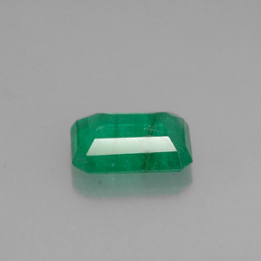 Émeraude vert naturelle taille émeraude, 0,84 ct, I1
