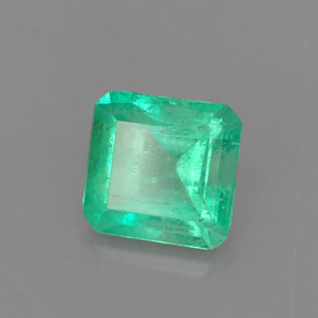 Émeraude vert naturelle taille émeraude, 1,26 ct, SI-I1