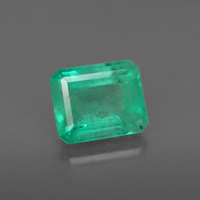 Émeraude vert naturelle taille émeraude, 1,93 ct, I1