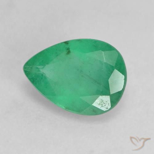 Émeraude Vert jade naturelle En forme de poire, 0.60 ct, I1