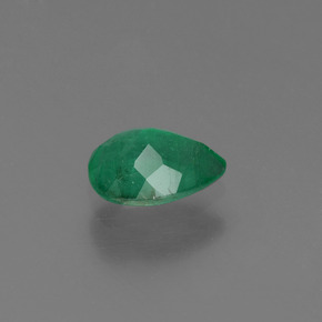 Émeraude vert naturelle en forme de poire, 0,65 ct, I1