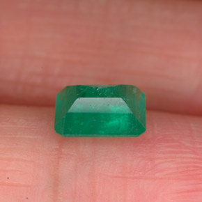 Émeraude vert naturelle taille émeraude, 0,86 ct, SI-I1