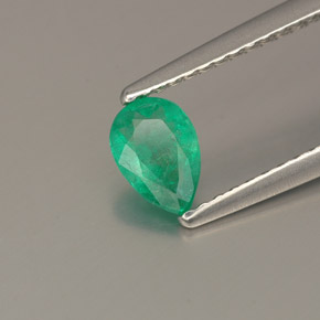 Émeraude vert naturelle en forme de poire, 0,36 ct, SI-I1