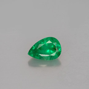 Émeraude vert naturelle en forme de poire, 0,46 ct, I1