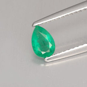 Émeraude vert naturelle en forme de poire, 0,37 ct, SI-I1