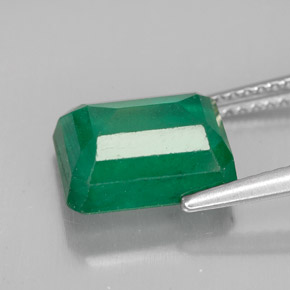 Émeraude Vert naturelle Taille émeraude, 3.75 ct, SI-I1