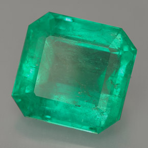 Émeraude vert naturelle taille émeraude, 13,13 ct, SI