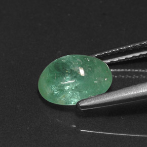 Émeraude vert naturelle coupe ovale, 1,73 ct, translucide