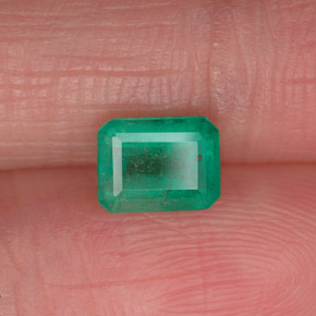 Émeraude vert naturelle taille émeraude, 0,73 ct, SI-I1