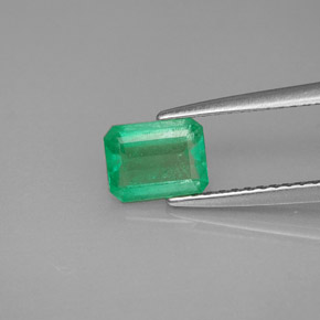 Émeraude vert naturelle taille émeraude, 0,72 ct, SI-I1