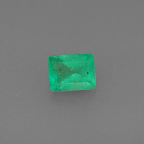 Émeraude vert naturelle taille émeraude, 0,47 ct, SI-I1