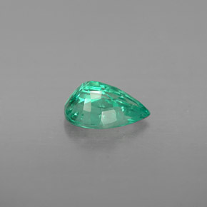 Émeraude vert naturelle en forme de poire, 0,40 ct, VS-SI
