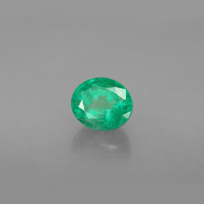 Émeraude Vert naturelle Coupe ovale, 0.87 ct, SI