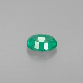 Émeraude vert naturelle coupe ovale, 0,56 ct, VS-SI