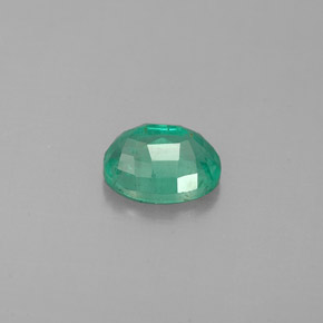Émeraude vert naturelle coupe ovale, 0,60 ct, VS-SI