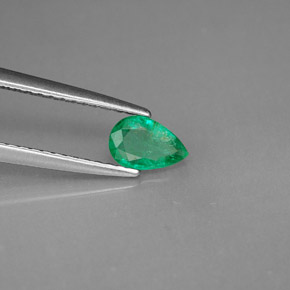 Émeraude vert naturelle en forme de poire, 0,32 ct, VS-SI