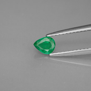 Émeraude Vert naturelle En forme de poire, 0.26 ct, VS-SI