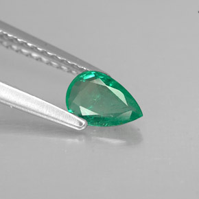 Émeraude vert naturelle en forme de poire, 0,37 ct, VS-SI