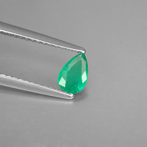 Émeraude vert naturelle en forme de poire, 0,31 ct, SI-I1