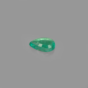 Émeraude Vert naturelle En forme de poire, 0.36 ct, VS-SI