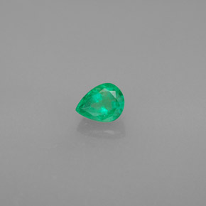 Émeraude Vert naturelle En forme de poire, 0.32 ct, SI