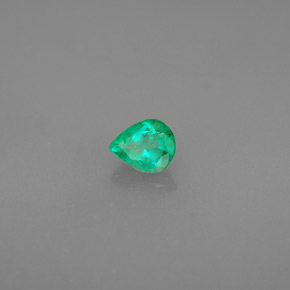 Émeraude Vert naturelle En forme de poire, 0.27 ct, VS-SI