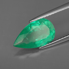 Émeraude vert naturelle en forme de poire, 2,43 ct, SI