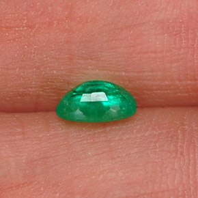 Émeraude vert naturelle coupe ovale, 0,44 ct, SI-I1