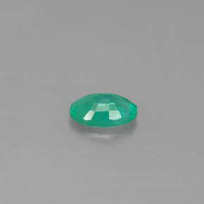 Émeraude vert naturelle coupe ovale, 0,35 ct, SI-I1