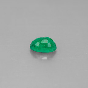 Émeraude vert naturelle coupe ovale, 0,51 ct, SI-I1