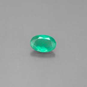 Émeraude Vert naturelle Coupe ovale, 0.45 ct, SI-I1