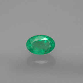 Émeraude vert naturelle coupe ovale, 0,60 ct, SI-I1