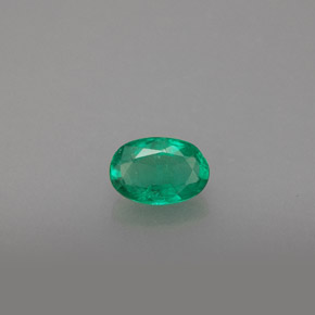 Émeraude vert naturelle coupe ovale, 0,48 ct, SI