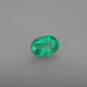Émeraude vert naturelle coupe ovale, 0,51 ct, SI