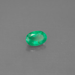 Émeraude vert naturelle coupe ovale, 0,49 ct, SI-I1