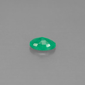 Émeraude vert naturelle coupe ovale, 0,40 ct, SI-I1