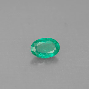 Émeraude vert naturelle coupe ovale, 0,36 ct, SI-I1