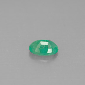 Émeraude vert naturelle coupe ovale, 0,45 ct, SI-I1