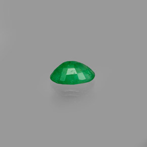 Émeraude Vert naturelle Coupe ovale, 0.38 ct, SI