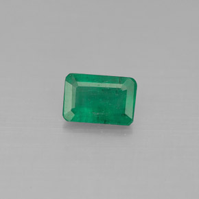 Émeraude vert naturelle taille émeraude, 0,45 ct, SI-I1