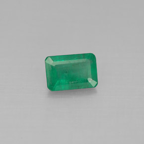 Émeraude vert naturelle taille émeraude, 0,45 ct, SI-I1
